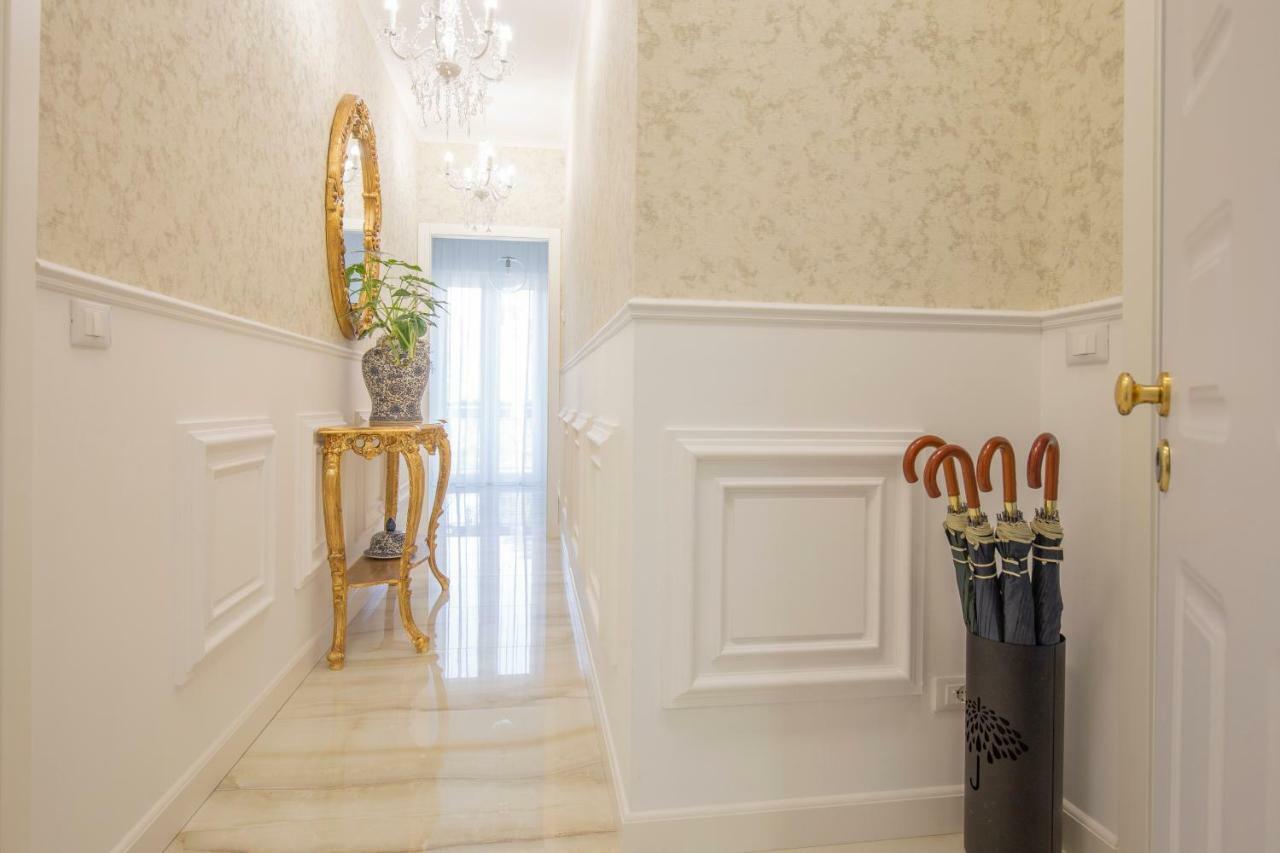 Crys: Apartments, Holiday, Business, Blu فيرونا المظهر الخارجي الصورة